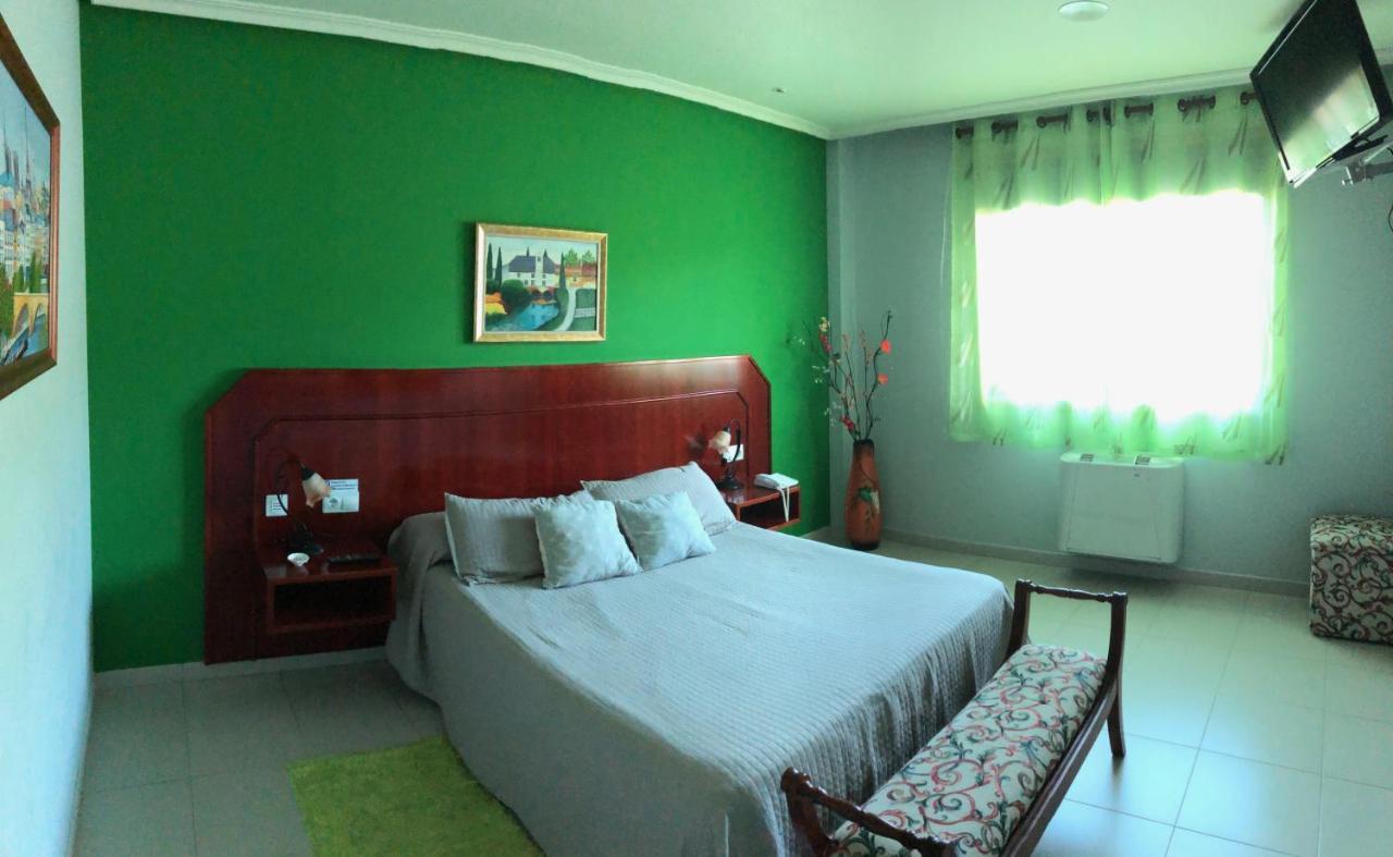 Motel Montecarlo ルーゴ エクステリア 写真